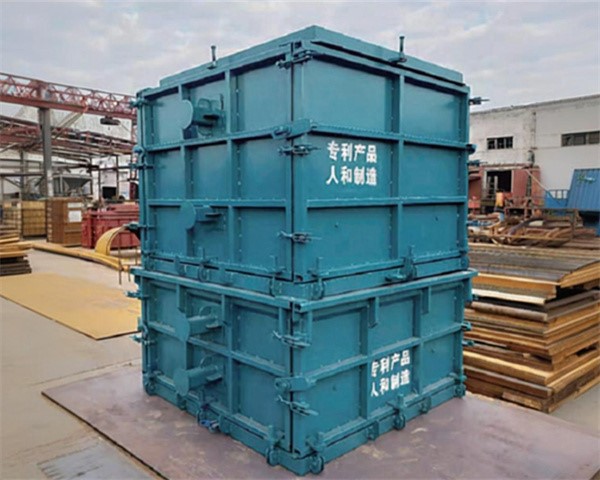 Square Power Rmanhole Mould